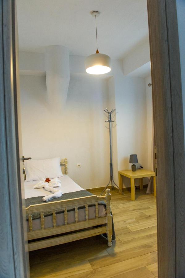 To Petrino Holidays House Metagkitsi Buitenkant foto